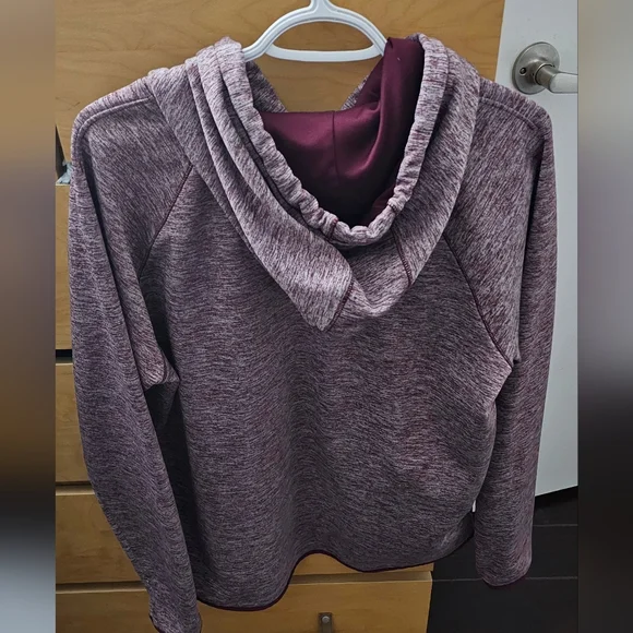 Under Armour hoodie - Picture 3 of 3